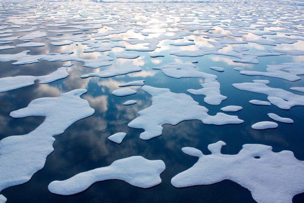 hielo derretiendo